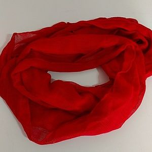 NWOT Red infinity scarf